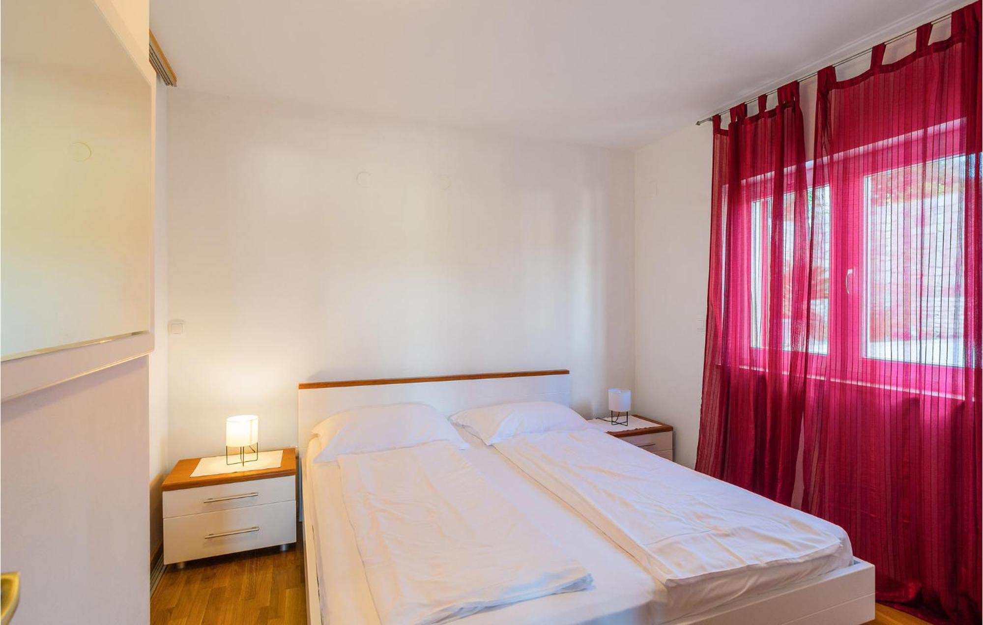 Holiday home Mala Lozna Postira Exterior foto